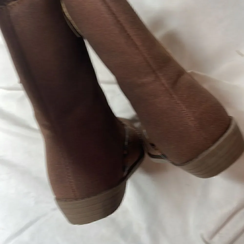 Carter’s Girl’s Marlene Western Cowgirl Boots. Size 10.
